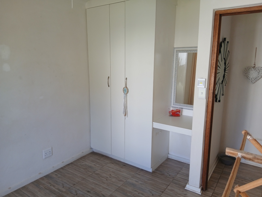 2 Bedroom Property for Sale in Paradise Beach Eastern Cape